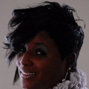 Meet your Posher, Toni